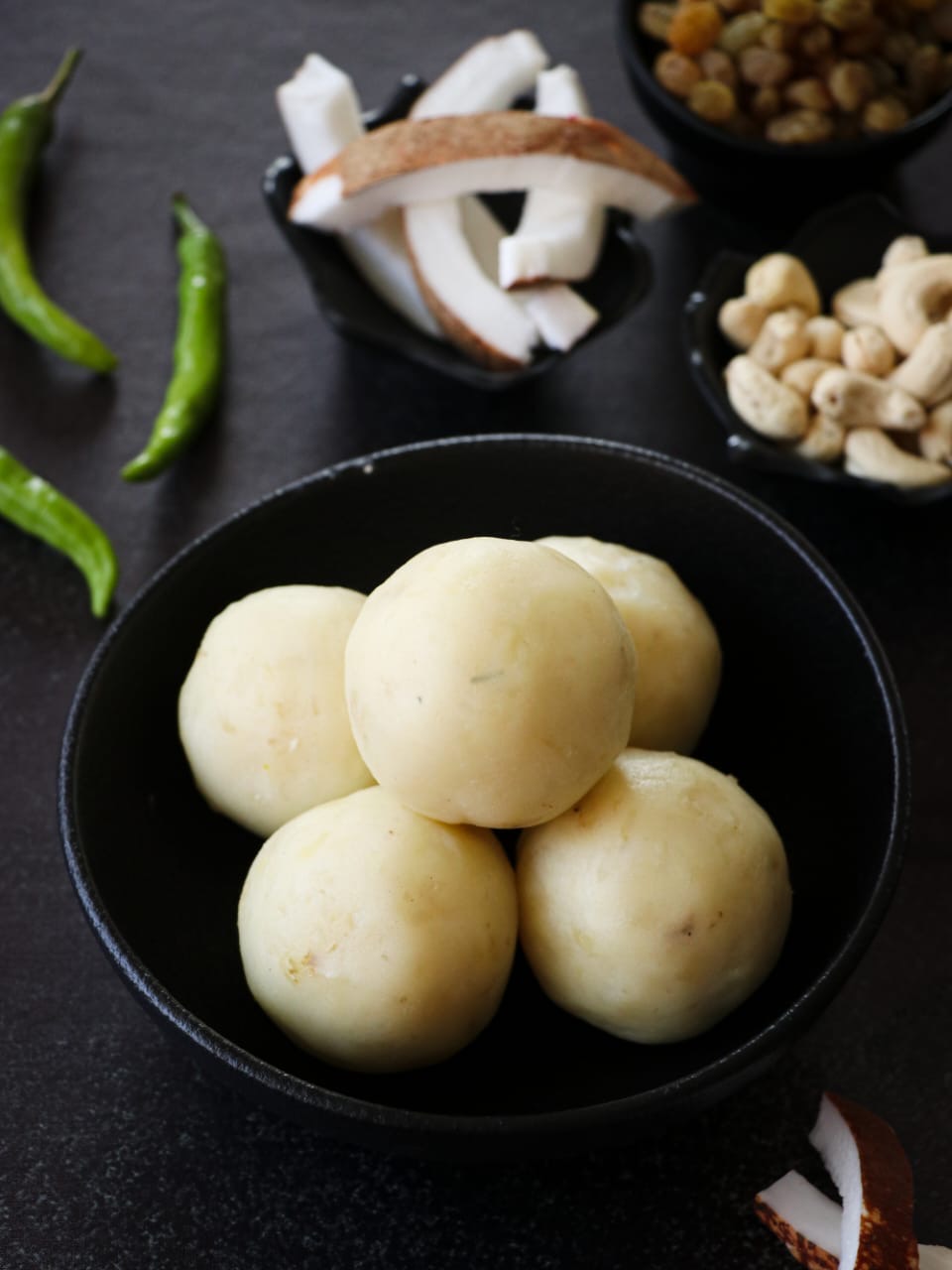 Kaccha Khopra Patties (1-Piece)